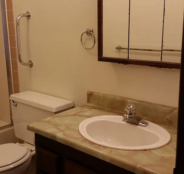 1255 Anderson Ave — Photo 7