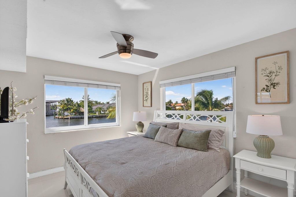 1705 N Riverside Dr APT 8, photo 8
