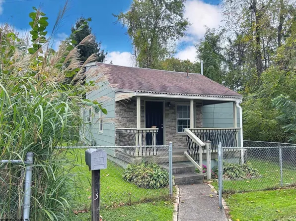 703 Front St, Fairmont, WV 26554