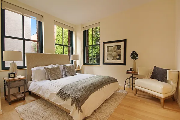 Rented by Corcoran | media 23