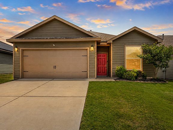 3rd image of 1916 Pondera St