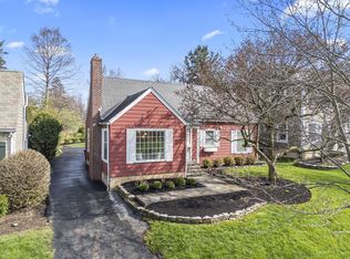 94 W Riverglen Dr, Columbus, OH