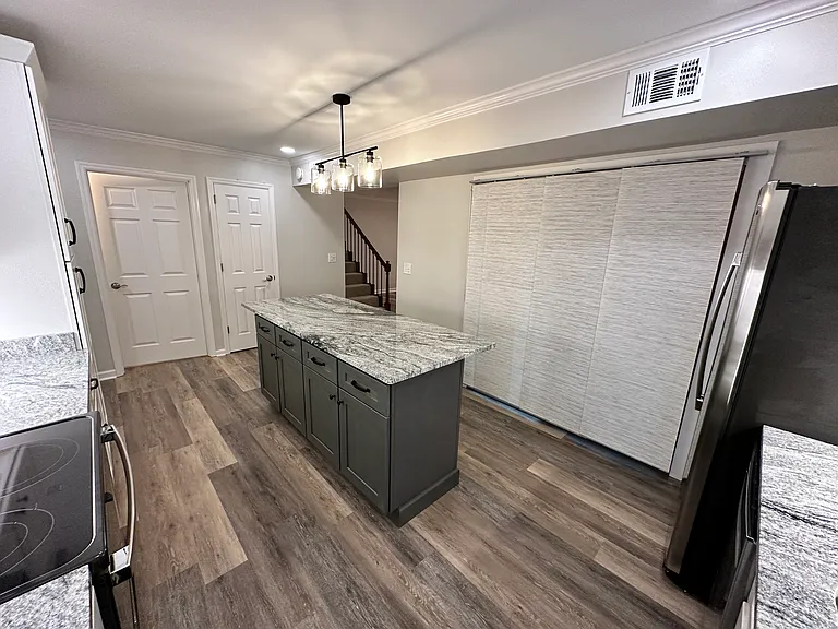 813 Turkey Foot Ct #2 — Photo 4