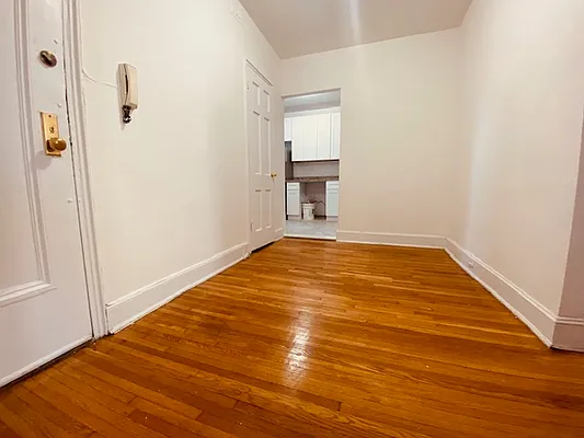 Rented by Silverstein Collection LLC  | media 16