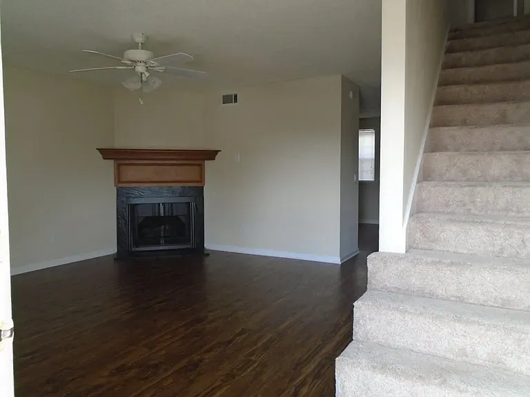 Crosswinds Condominums — Photo 10