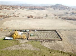 1375 W Linn Rd, Eagle Point, OR 97524