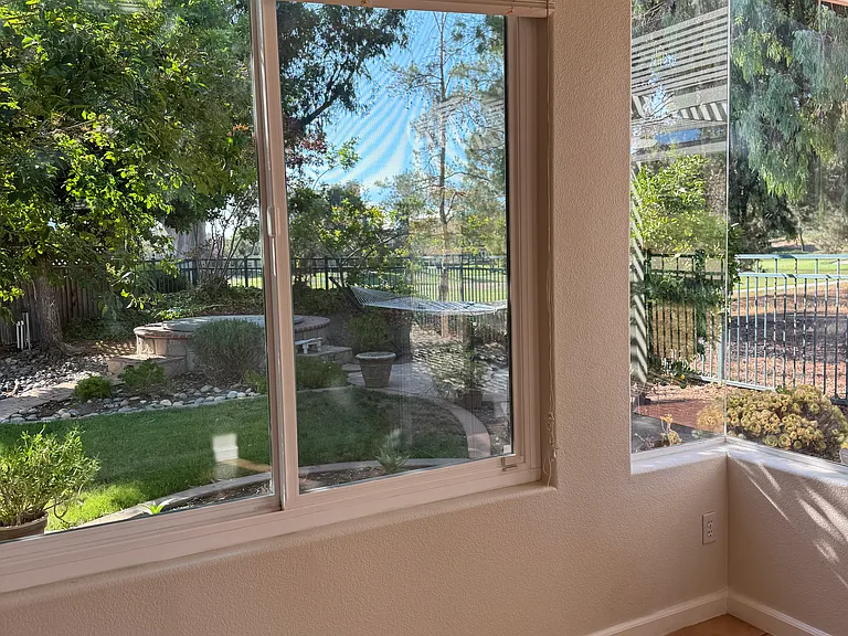 5835 Killarney Cir — Photo 19