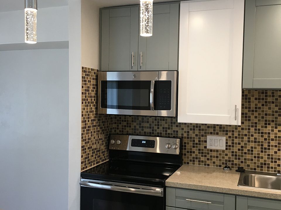1st image of 1922 2nd Ave #4528805d1