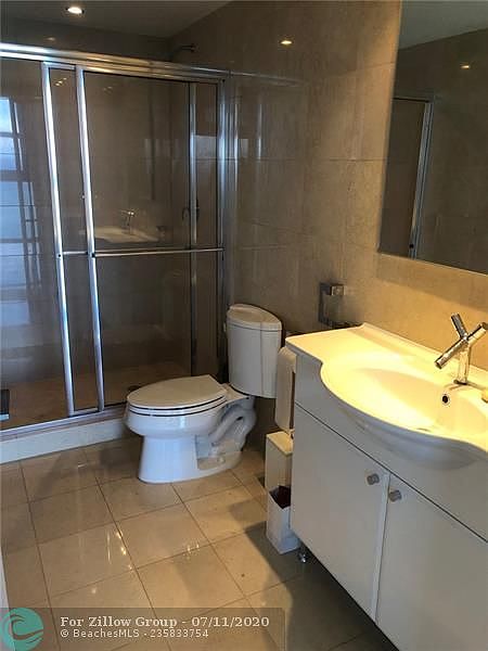 1st image of 18911 Collins Ave APT 3106