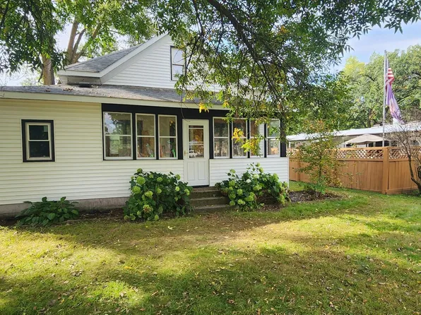 1209 1st St, Princeton, MN 55371