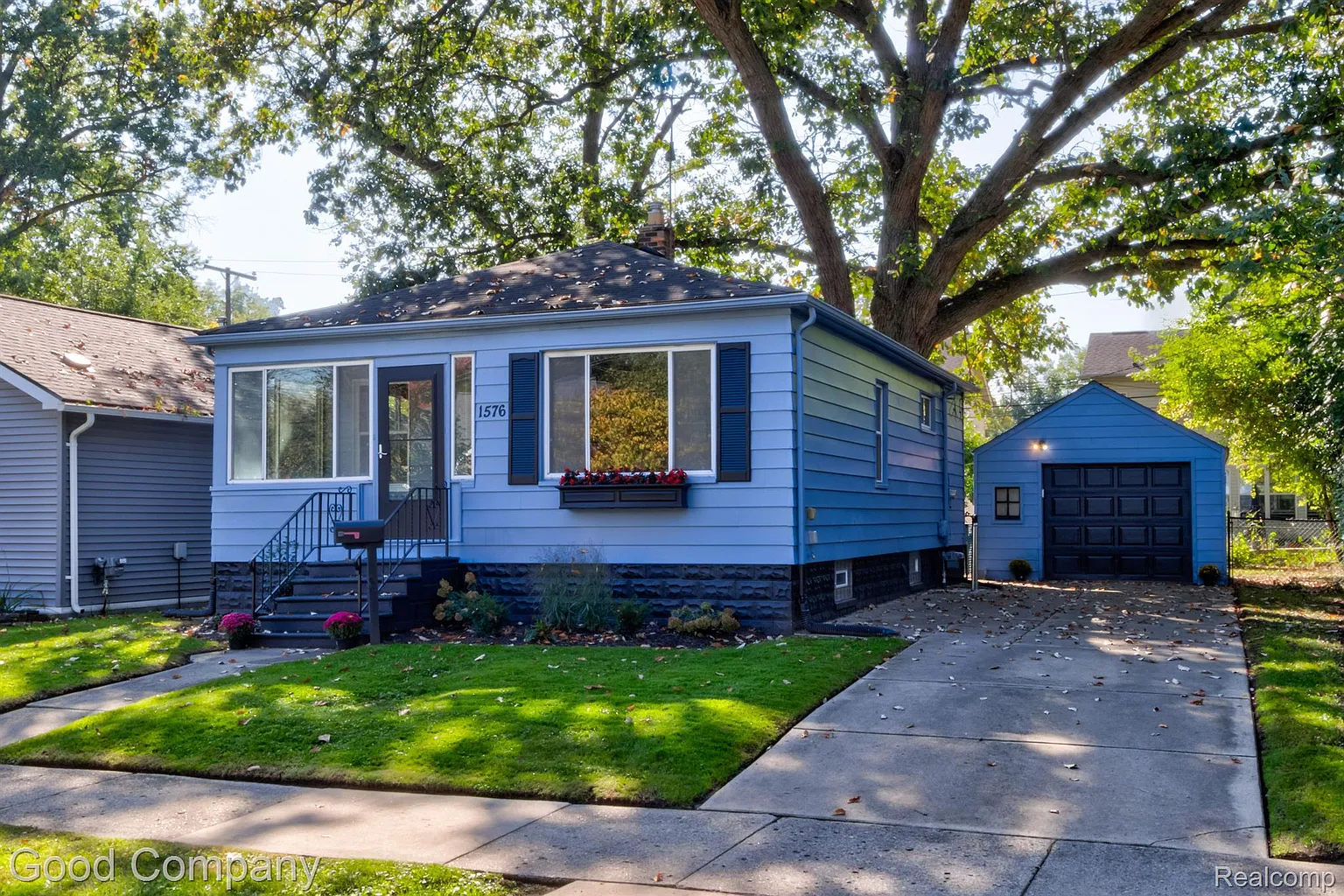 1576 Silman St photo 1