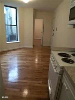 Rented by Citi Habitats | media 10