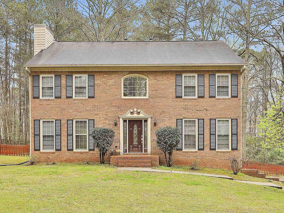 1st image of 295 Brandon Mill Cir