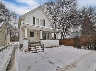 3732 McKoon Ave, Niagara Falls, NY 14305