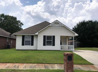 10393 Cottage Ct, Diberville, MS 39540