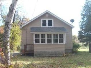 303 Fisher Rd, Fitchburg, MA 01420