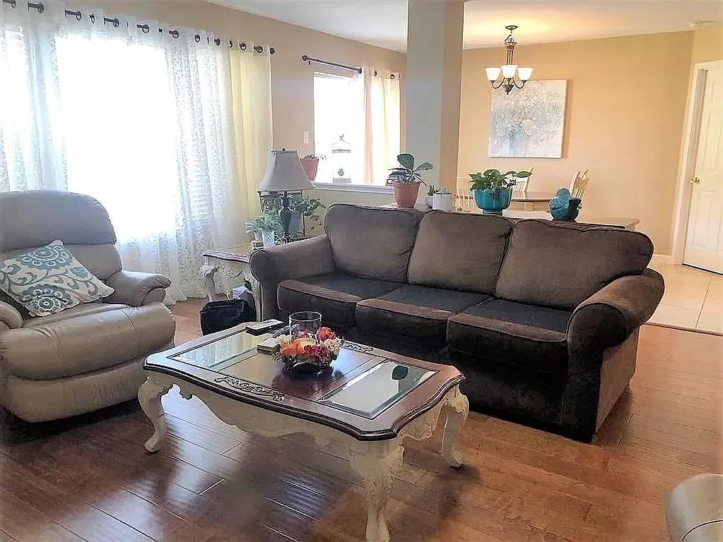 1618 Red Oak Trl — Photo 4