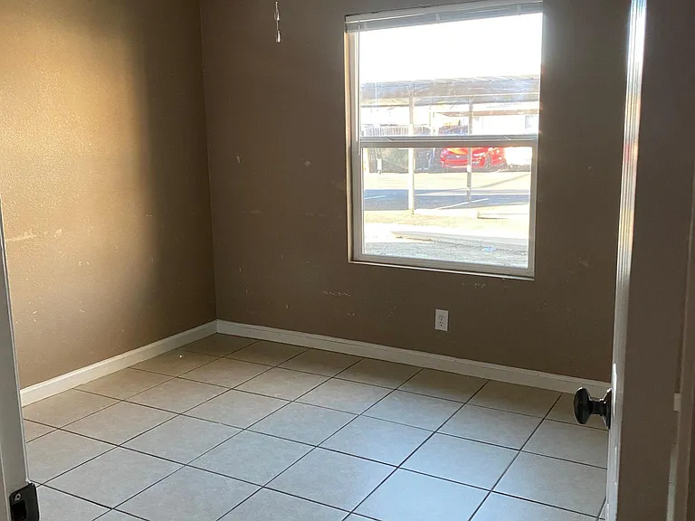 1st bedroom