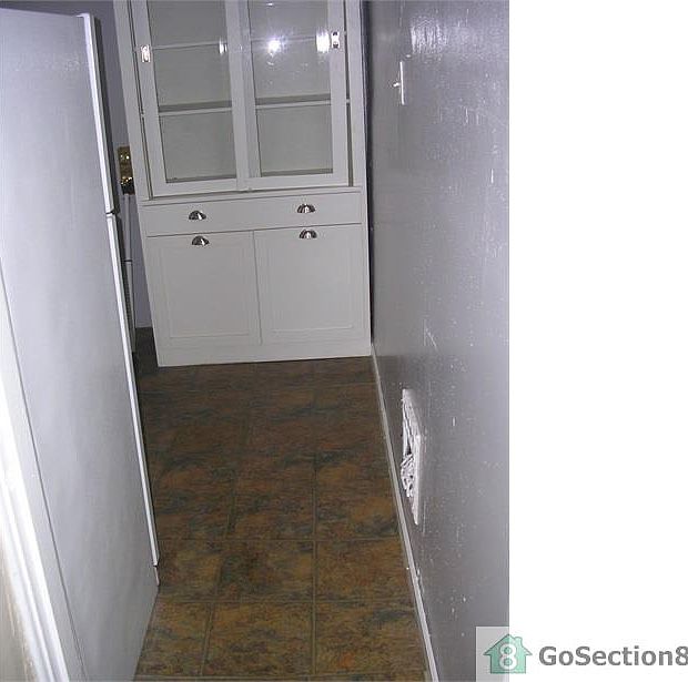 1st image of 4130 Camellia Ave