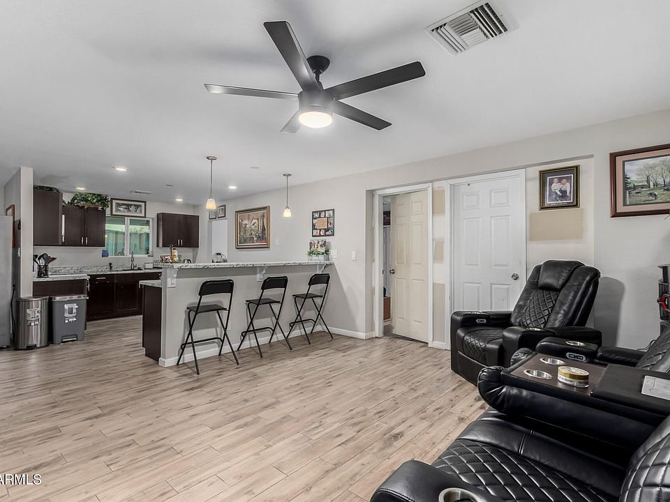 1st image of 3601 S 124TH Drive
