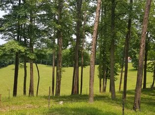 553 Mullins Mountain Dr, Clendenin, WV 25045