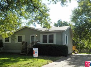 8509 C St, Omaha, NE 68124