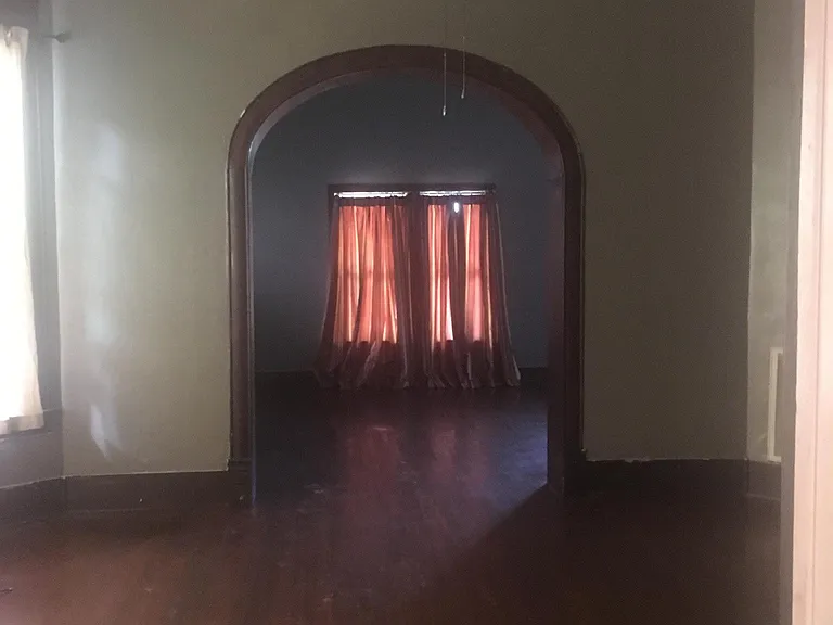 1008 E Austin St — Photo 13