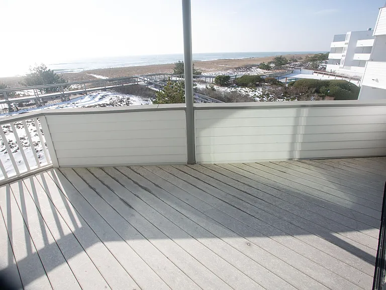 253 Dune Rd — Photo 10
