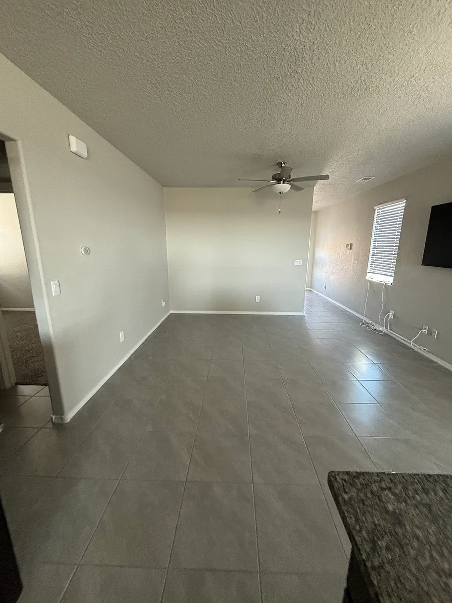 Building Photo - 598 Turmalina Dr