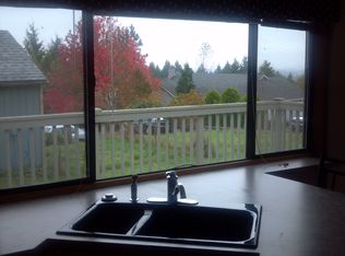 129 Sunnyside Dr, Kelso, WA 98626