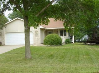 6108 114th Ln N, Champlin, MN 55316