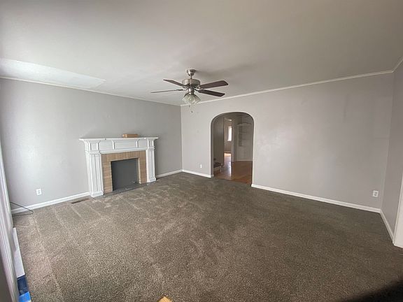 2nd image of 2106 W Broadway Ave