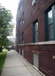 1st image of 1525 W Carmen Ave #1