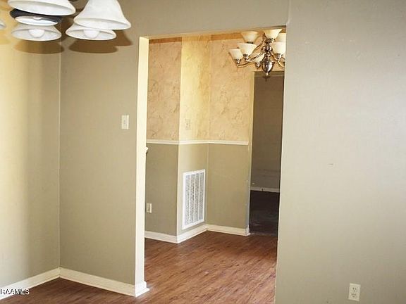 4th image of 225 Wentworth Blvd