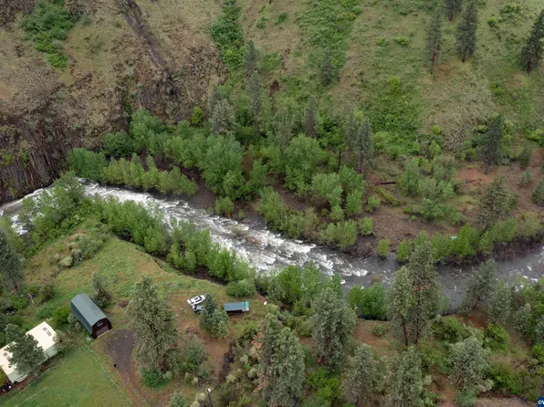 54560 Highway 86, Oxbow, OR 97840