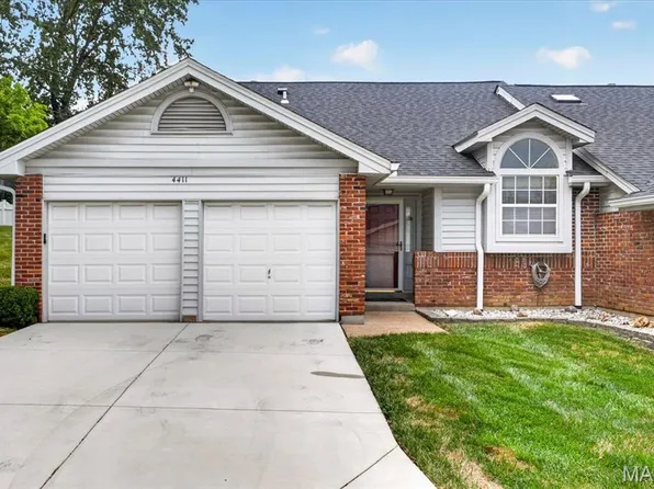 4411 Stone Wood Ct, Saint Louis, MO 63128