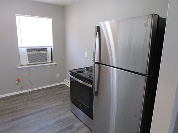 4th image of 507 Hasty St