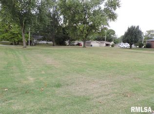 705 E Pine St, Percy, IL 62272