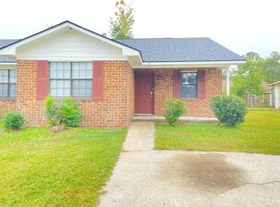 7721 Suzanne Dr, North Charleston, SC 29418
