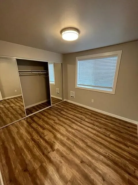 4747 Sand Point Way NE — Photo 4