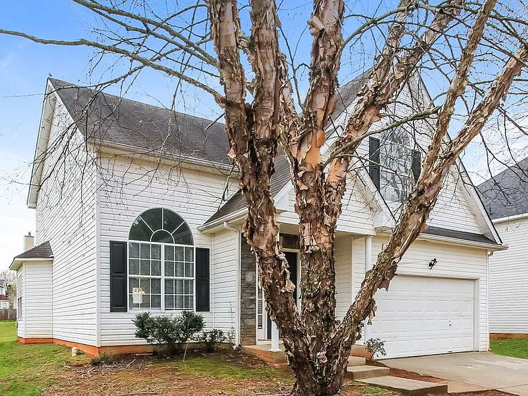 650 Compton Ln — Photo 4