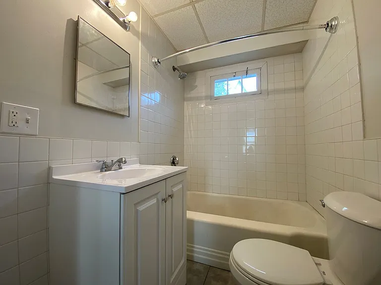 43 Ashland St #2 — Photo 22