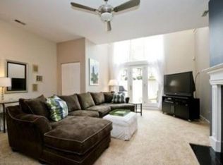 3047 N Racine Ave, Chicago, IL 60657