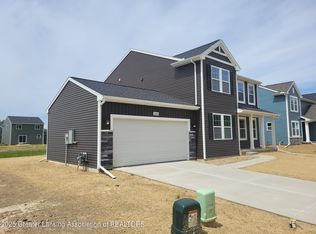 2880 Moccasin Dr, Dewitt, MI 48820