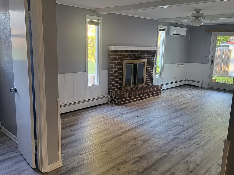 4911 Yeaworth Ln — Photo 14