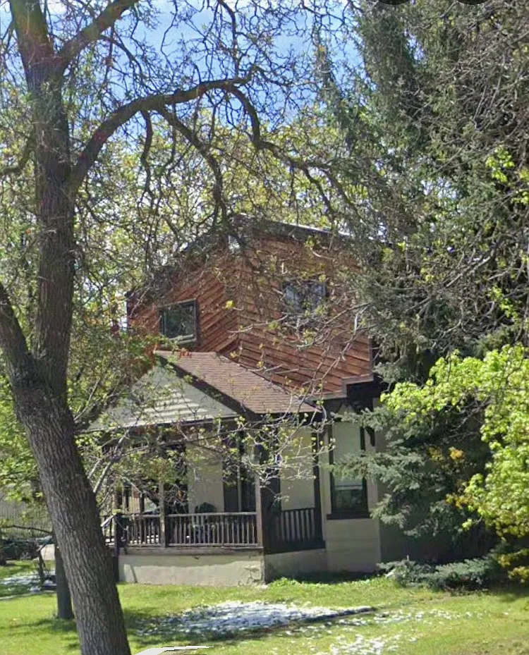 3 bed, $2,550 — Photo 1