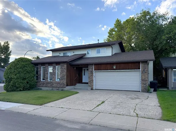 306 Crean CRESCENT, Saskatoon, SK S7J 3X2