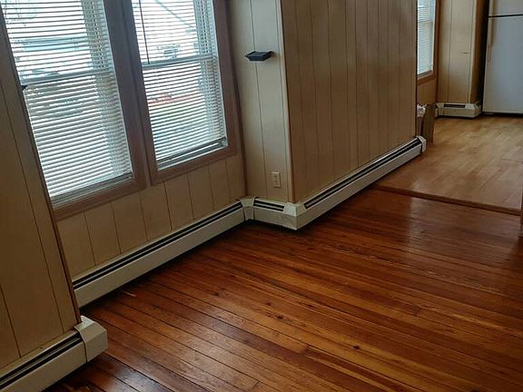 3rd image of 183 Kilvert St #2L