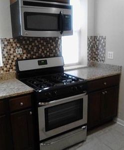 1st image of 4915 N Avers Ave APT 1D