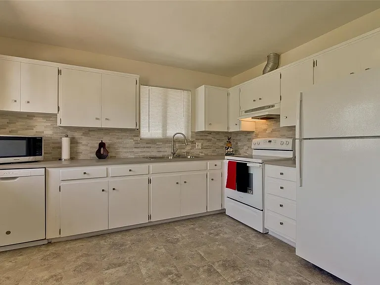 9775 W 41st Ave — Photo 6